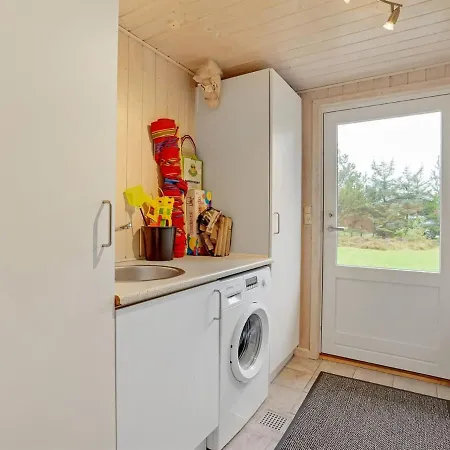 Anelisa - 1-2km From The Sea In Nw Jutland By Interhome Feriehus *